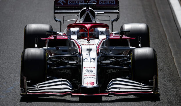 Alfa Romeo team boss says other engines 'miles ahead' of Ferrari