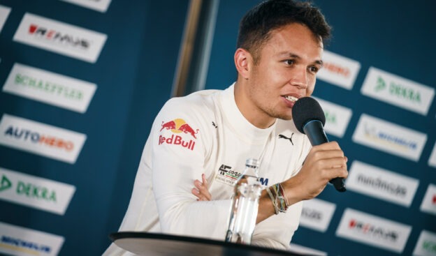 Albon even confirms two options for next year's F1 return