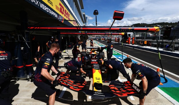 Red Bull had last moment doubts about Verstappen engine change