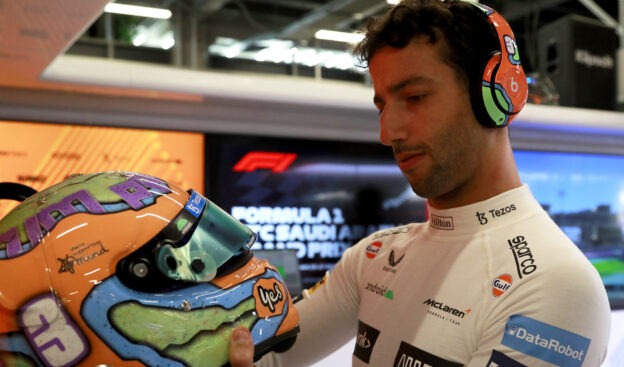 F1 shouldn't 'write off' Ricciardo according Marko