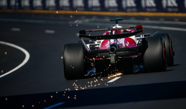 Current 'heavy' F1 cars a lot harder to control