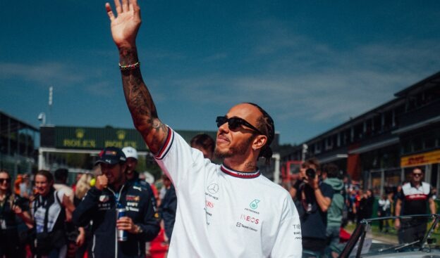 Hamilton not worried about Dutch F1 Grand Prix abuse