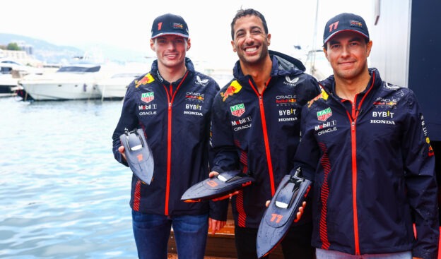 Ricciardo's F1 Return Looms: Is He Set to Replace Perez at Red Bull?