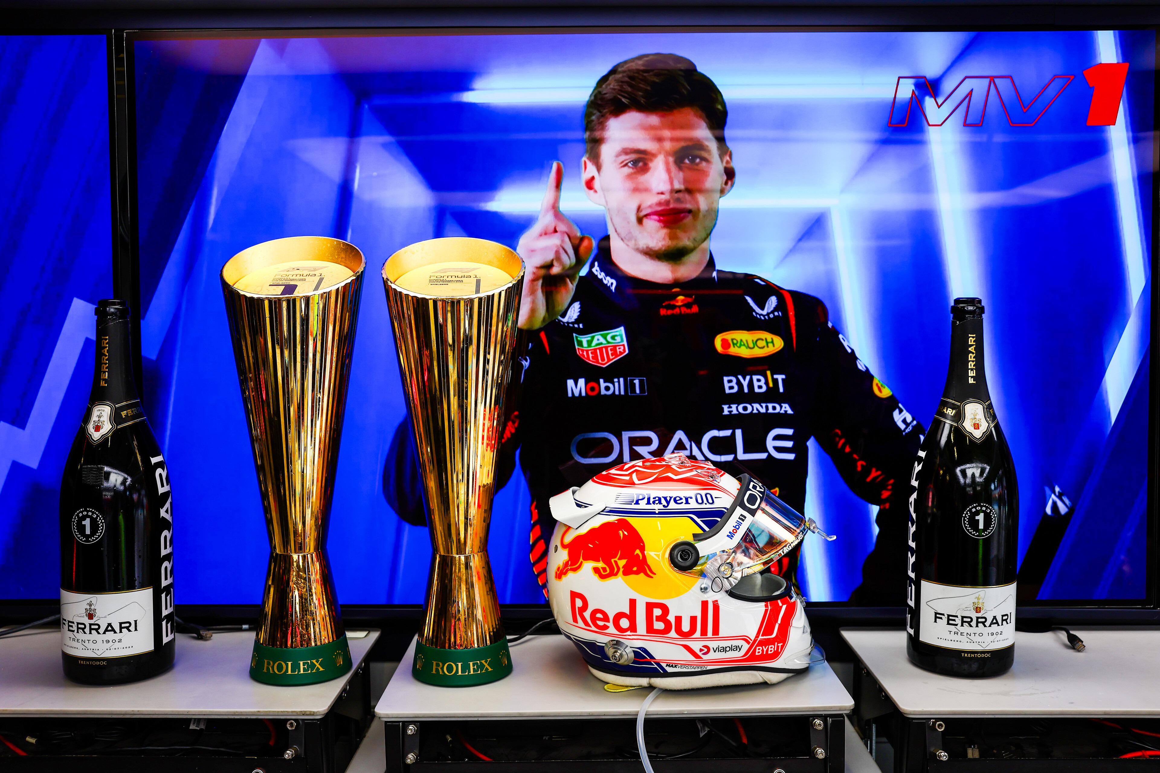 Verstappen & Red Bull Unstoppable: The Unbeatable Force In Formula 1